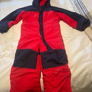 LL bean 4T snowsuit.  Red and blue.  Great used condition.